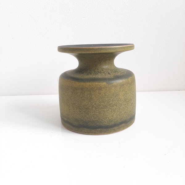 Vintage vaas 'Keramik Keruska Savanne Germany 202' , Jaren 70 groene vaas