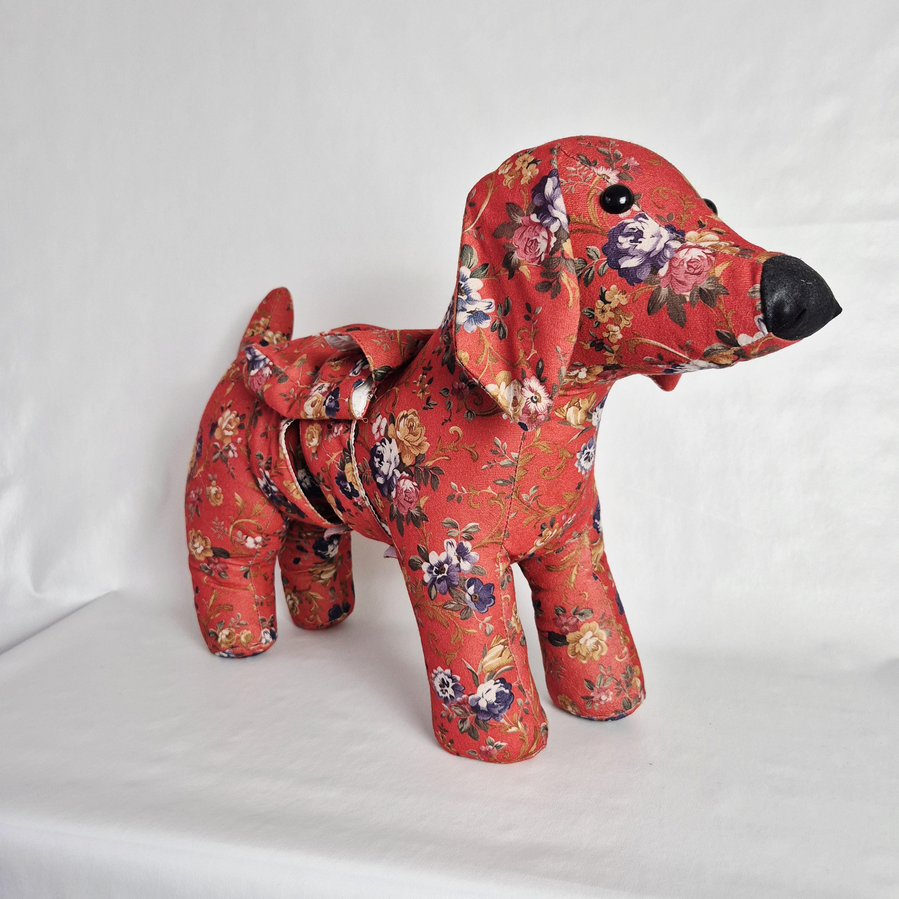 ヴィンテージ生地の犬｜花柄の赤いぬいぐるみ - Etsy 日本