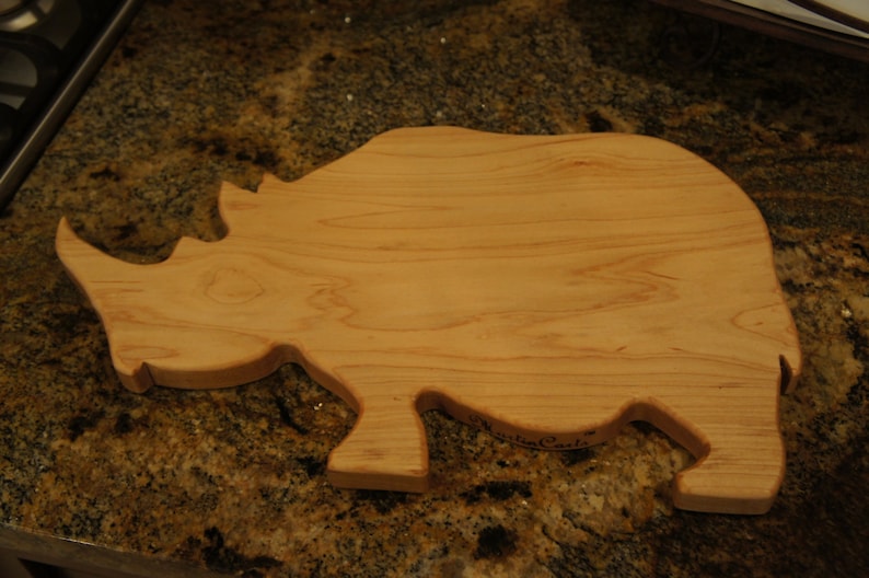Rhinoceros Cutting Hard Maple Cutting Board