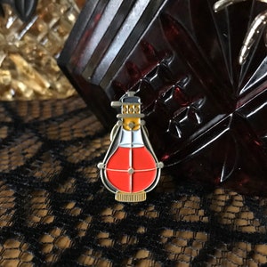 Casper Lazarus Formula Pin