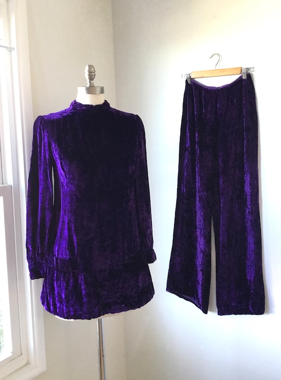 1960s-70s I. Magnin Violet Crushed Velvet Pant Sui