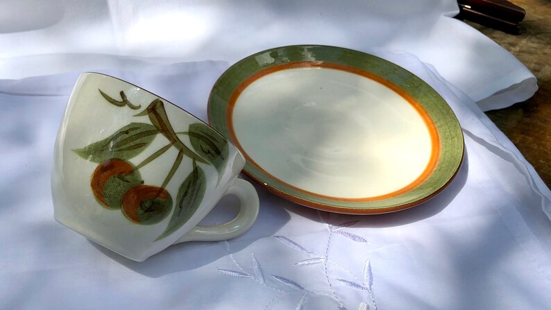 Hand painted superbly crafted High quality workmanship Stengl Orchard Song Cup /& Saucer set Autumn colors rust
