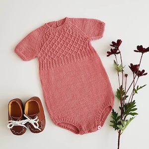 READY-TO-SHIP, 3-6 months, Knit Baby romper - handmade onesies - newborn romper - newborn props- Baby girl romper- Baby bodysuit-baby knits