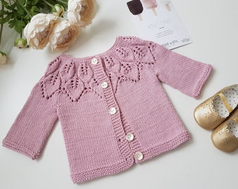 Strickjacke für Babys und Mädchen "Bella"