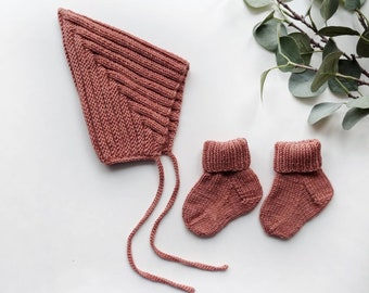 Baby Pixie Mütze und Booties, Baby Mädchen Set, Baby Junge Set, Baby Pixiehat, Baby Pixie Mütze und Stiefel, Baby Strick Set, Baby Winter Set