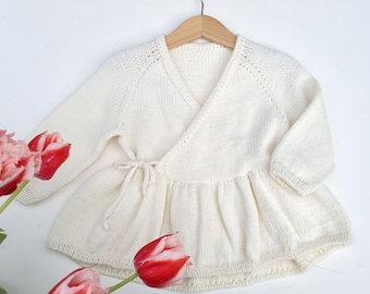 Hi Baby-Baby girl gift-Baby wrap kimono tunic-Newborn baby outfit-Unisex baby clothing-Wrap baby tunic-Pregnancy announce-Baby wrap cardigan