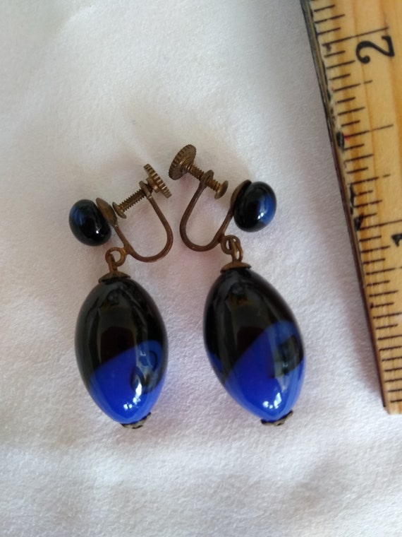 Wonderful vintage Blue Black Glass Bead earrings