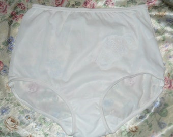 NEW WHITE SOEN NYLON BRIEF PANTIES NWT XL
