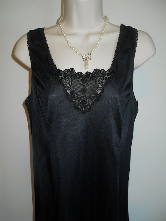 Vintage Full Black Slip, Size 36 Black Slip, Vintag… Gem
