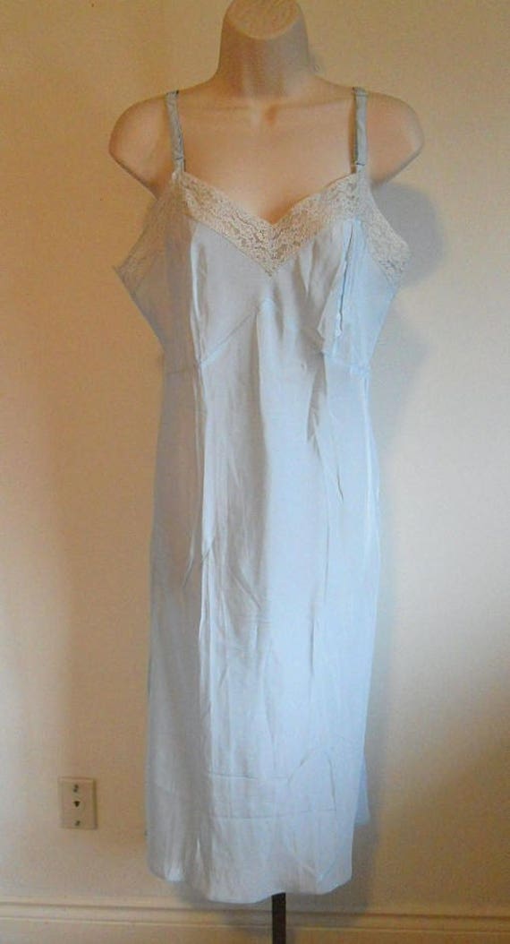 Vintage 1940's Blue Slip ~ Kaymar Rayon Blue Long