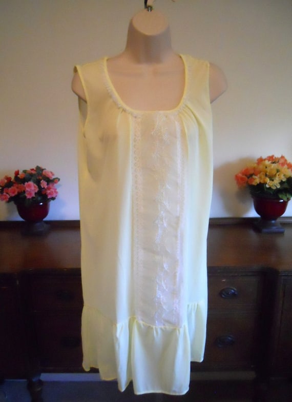 Vintage Yellow Lacy Nightgown ~ Mid Length Yellow
