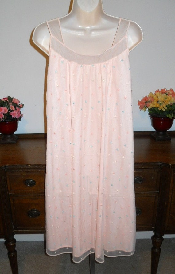 Vintage 1960's Peach Chiffon Nightgown ~ Double N… - image 4