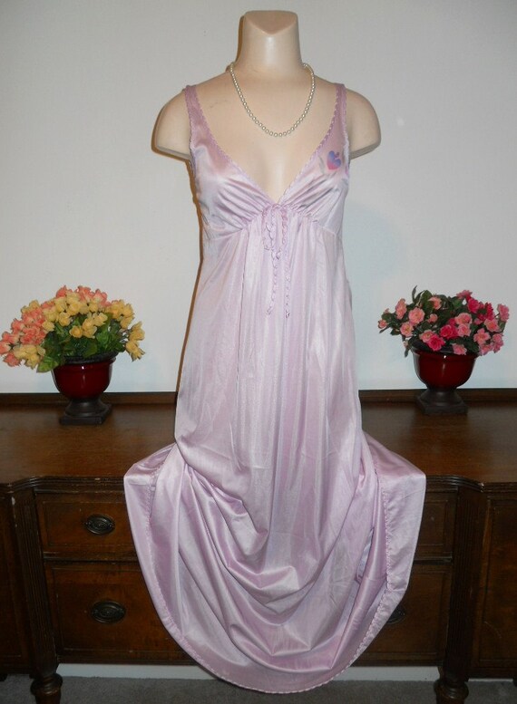 Vintage Lilac Nightgown ~ 1980's Long Nightgown ~J
