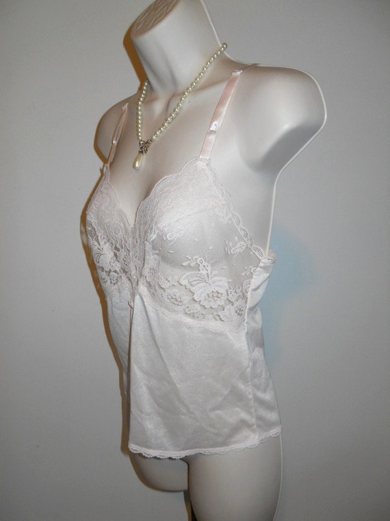 Vintage 1980's Petal Pink Nylon Lavish  Lacy Cami… - image 3