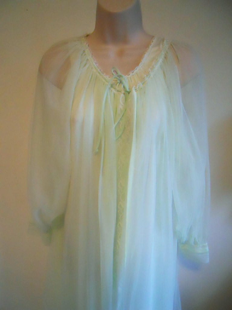 Vintage 1960's Miss Elaine Peignoir Set Sea Foam Green Nylon Chiffon ...