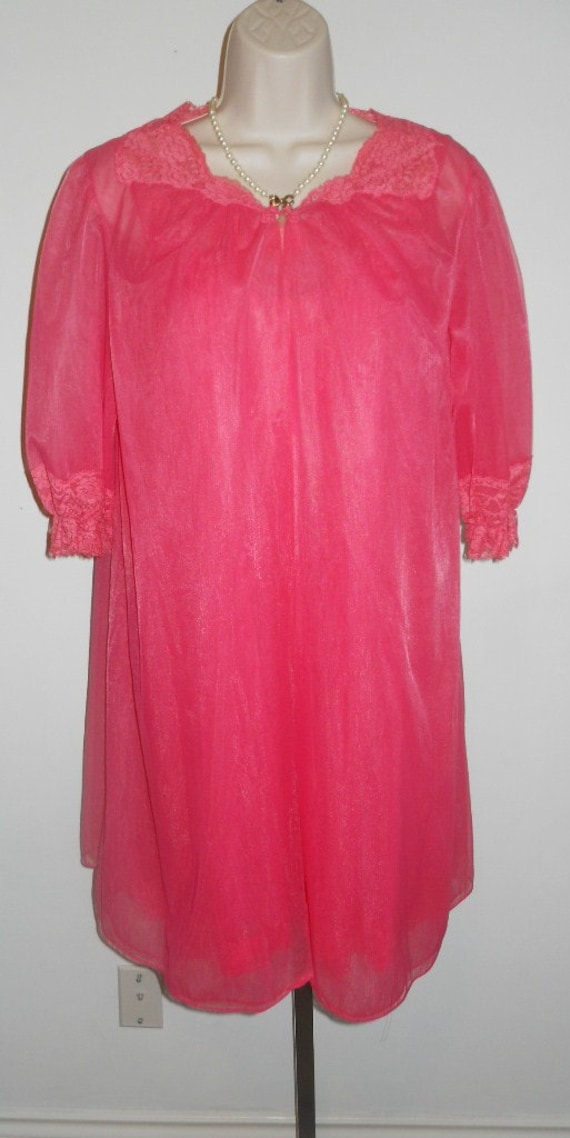 Vintage VANITY FAIR Pink Chiffon Peignoir Negligee