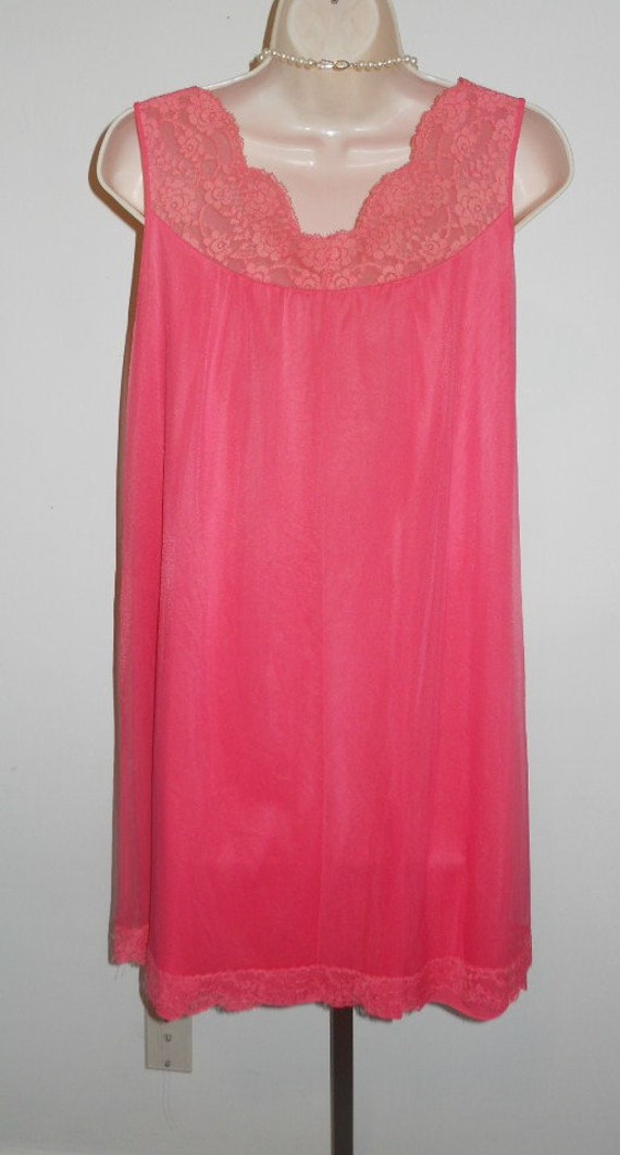 Vintage VANITY FAIR Pink Chiffon Peignoir Neglige… - image 7