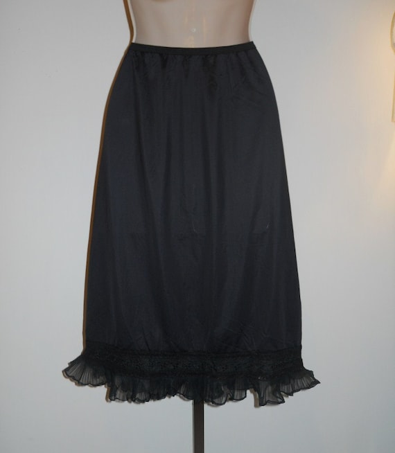 Vintage Gaymode Black Half Slip Petticoat 1960's Pi… Gem