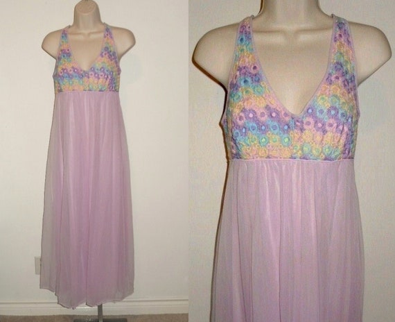 Rare Vintage 1950's Fancy Nightgown ~ Lilac French