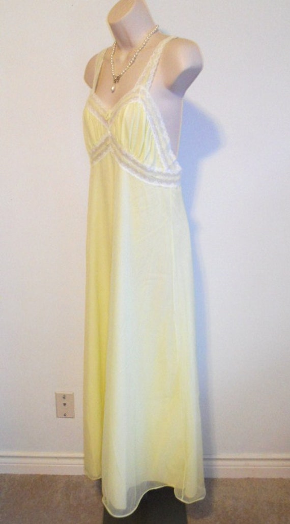 Vintage 1960's  Linda Lingerie Yellow Chiffon Nig… - image 5