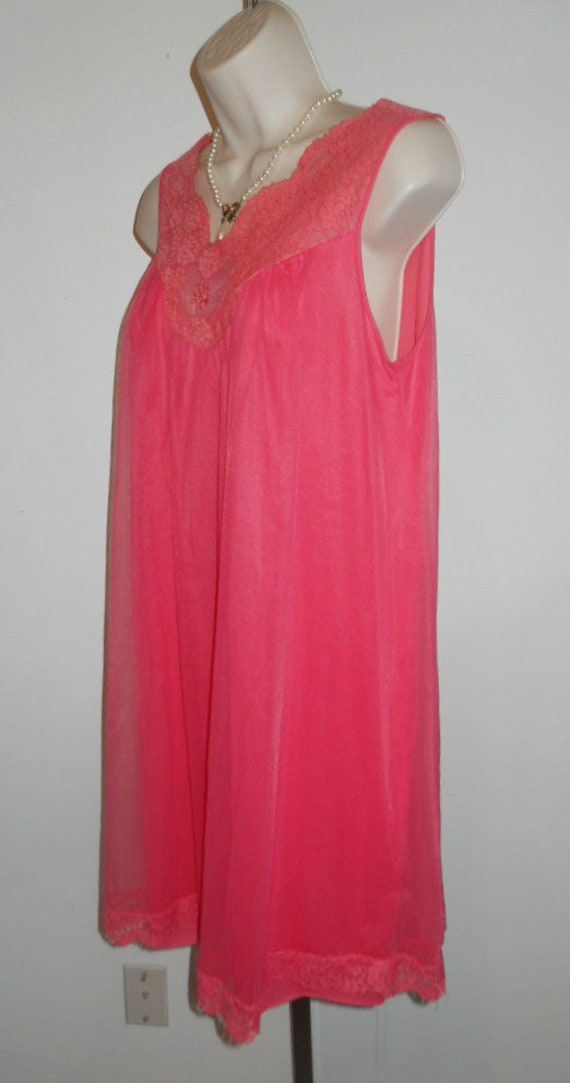 Vintage VANITY FAIR Pink Chiffon Peignoir Neglige… - image 6