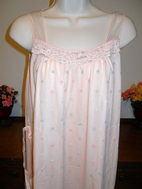 Vintage 1960's Peach Chiffon Nightgown ~ Double N… - image 2