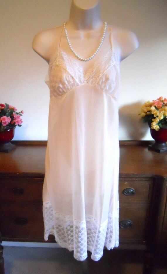 Vintage Fancy Petal Pink 7" Lacy Hem Slip ~ Vintag