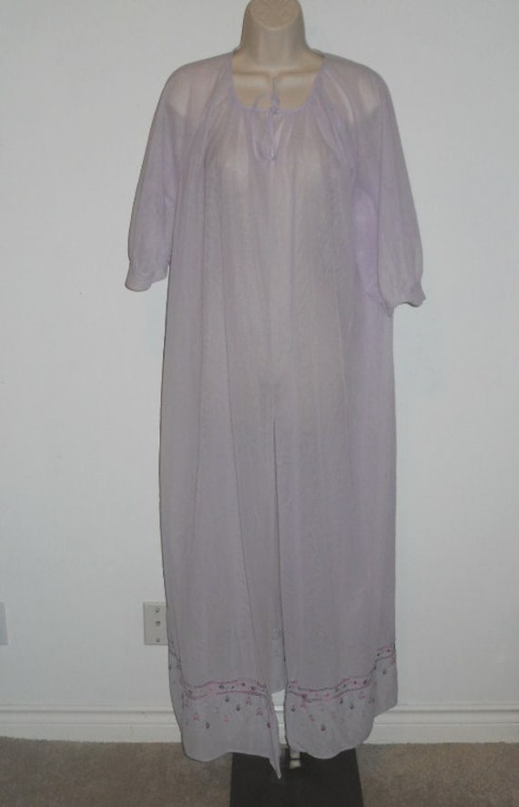 Vintage 1960's Long Peignoir ~Lilac Chiffon Peign… - image 6