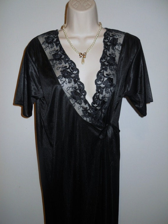 Vintage 1980's Long Black Peignoir ~ Silky Black L