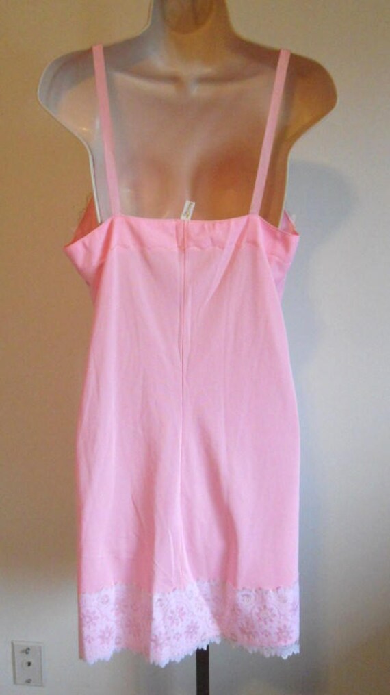 Vintage 1960's Dorsay  Sissy Pink Lacy Full Slip … - image 4