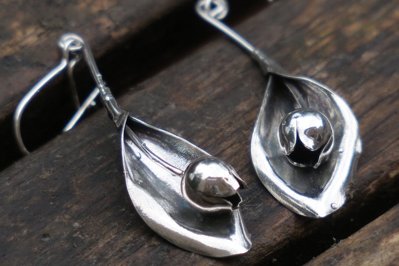 Tulip Earrings \u2022 Silver Flower Earrings \u2022 Sterling Silver Dangle Earrings \u2022 Tulip Jewelry