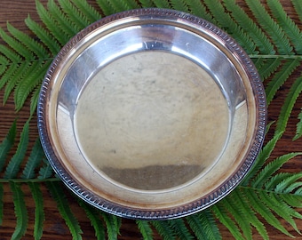 Vintage Reed & Barton Buckingham Silverplate #4090 Service Dish or bowl footed - formal service - holiday table