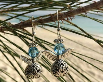 Pendientes de ángel de la guarda hechos a mano