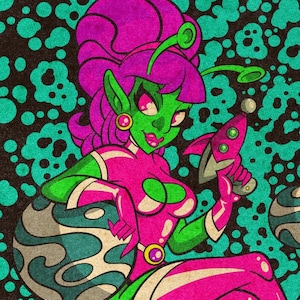 Puede incluir: Ilustración de una mujer alienígena de piel verde con cabello y atuendo rosa, sosteniendo una pistola de rayos. Está sentada en un planeta con un diseño turquesa y blanco, rodeada de burbujas turquesas, todo sobre un fondo oscuro.