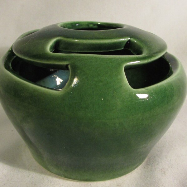 Planter, Small, Round, Green, Ceramic, Camark #093, USA