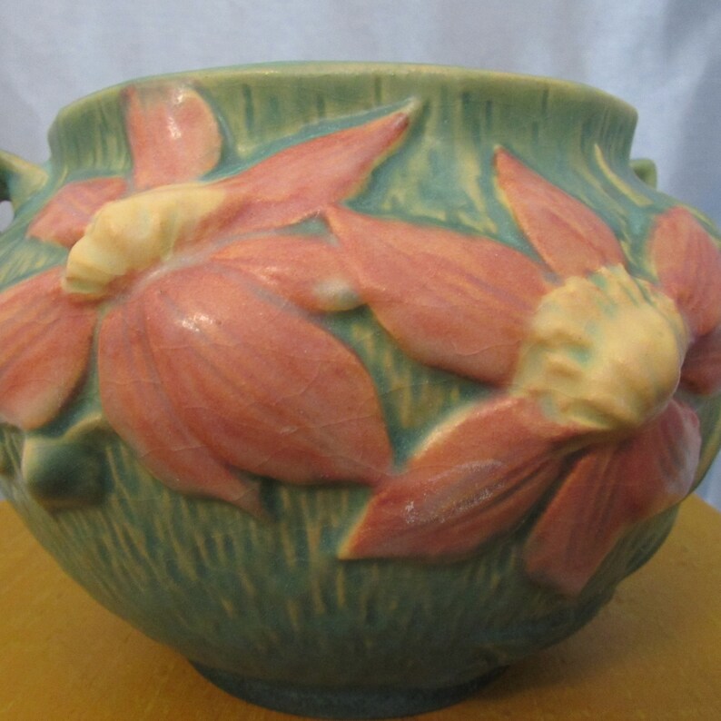 Roseville Pottery Vase #667-5 1960/'s USA Hand Painted Green and Pink Clematis Collectable