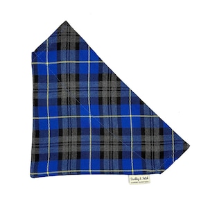 Bandana bleu royal pour chien à motif tartan image 1