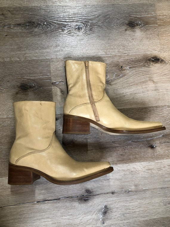 Baci Beige Leather Cowboy Style Ankle Boots