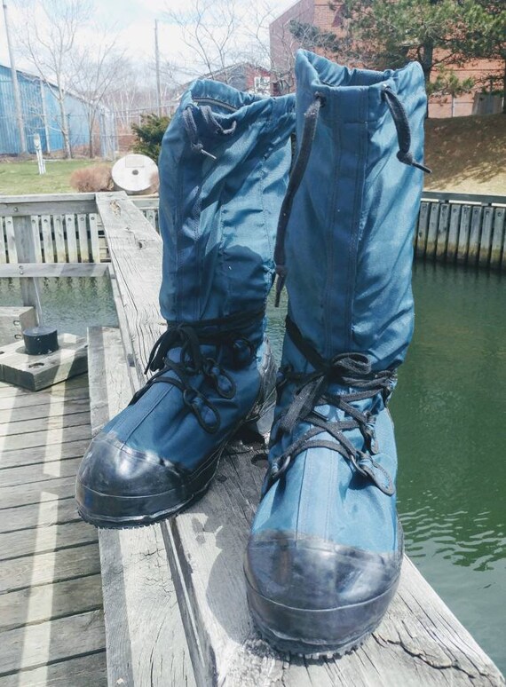 canadian mukluk boots