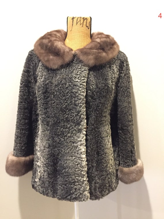 Vintage Rideau Furs Coat Made In Nova, What To Do With Old Fur Coats Canada