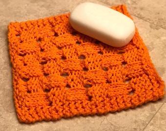 Looms Knitting Patterns Dishcloth / Washcloth  / Dish cloth / Bath towel | Acorn Stitch Eyelet with Video Tutorial by Loomahat