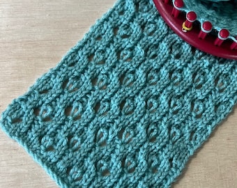 Loom Knitting STITCH PATTERN : The Hourglass Eyelet Lace  | Flat and in the Round with Video Tutorial  | LoomaHat