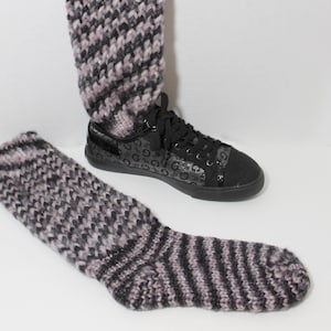 Loom Knitting Pattern Chunky Warm Winter Sock Boots Project on 24 peg Round Loom with Step by Step Video Tutorial by Loomahat