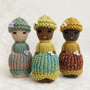 Loom Knit Toy PATTERN (with Video Tutorial) Comfort Doll aka Izzy Duzuza Softies Doll  Easy for Beginners | LoomaHat