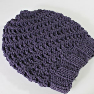 Loom Knit Hat Pattern Messy Bun - Spiral Slouchy With Video Tutorial ...