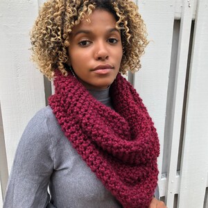 Loom Knit PATTERN Cowl Oversized Scarf (with Video Tutorial) Purl in 8 Stitch | Loomahat image 6