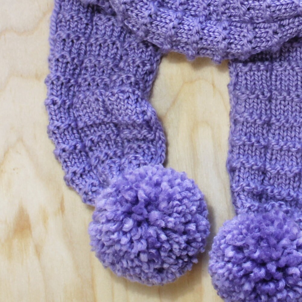Loom Knitting PATTERNS Pom Pom Scarf With Step by Step Video Tutorial  Loomahat 