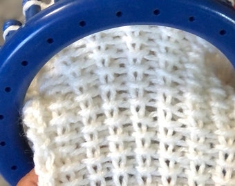 Loom Knitting STITCH PATTERN : The Jute | Flat and in the Round with Video Tutorial  | LoomaHat