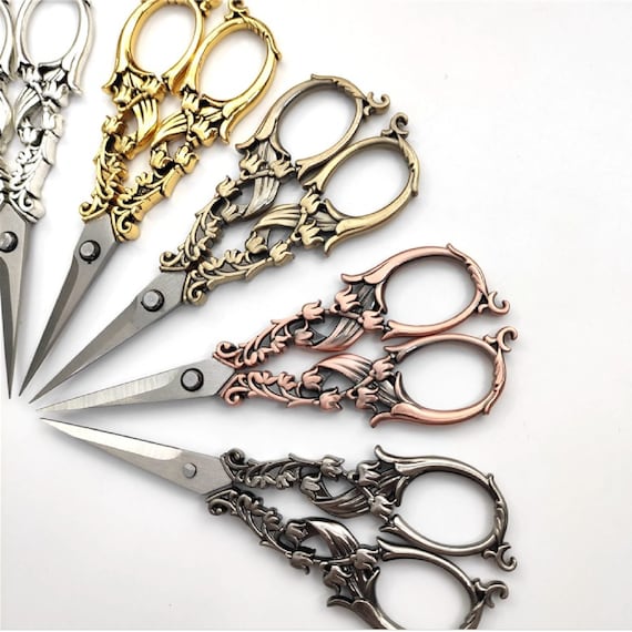 Embroidery Scissors, Stainless Steel Craft Scissors Decorative Edge Retro  Flower Design Crafting Scissors for Embroidery Craft Needle Work(Bronze)