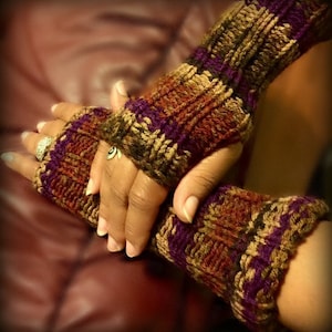Loom Knitting PATTERN Fingerless Gloves with Video Tutorial for Men or Women Beginner Easy by Loomahat Outlander